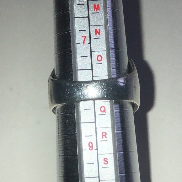 Size 8 Silver Tone Skull Boho Biker Ring - Picture 6 of 7